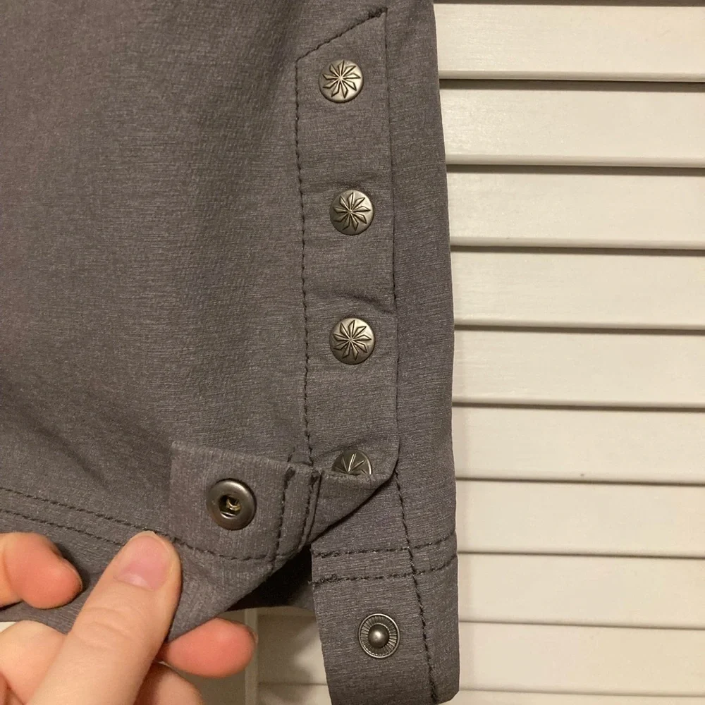 Athleta Grey Take a Hike Mini Skirt Snap Sides Style Size 4 - Picture 5 of 9